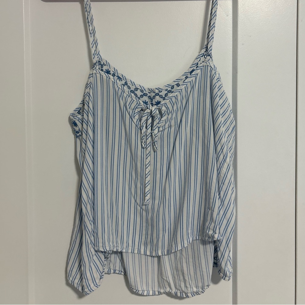 In Bloom Blue and White Striped Women's Tank Top Size Medium‎
